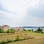 Seaview Holiday House Mali Rog